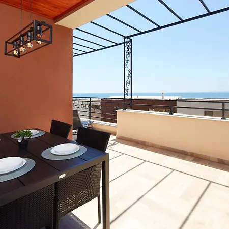 Niko's Deluxe Nessebar