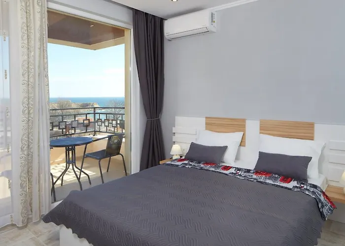 Apartment Niko's Deluxe Nesebar