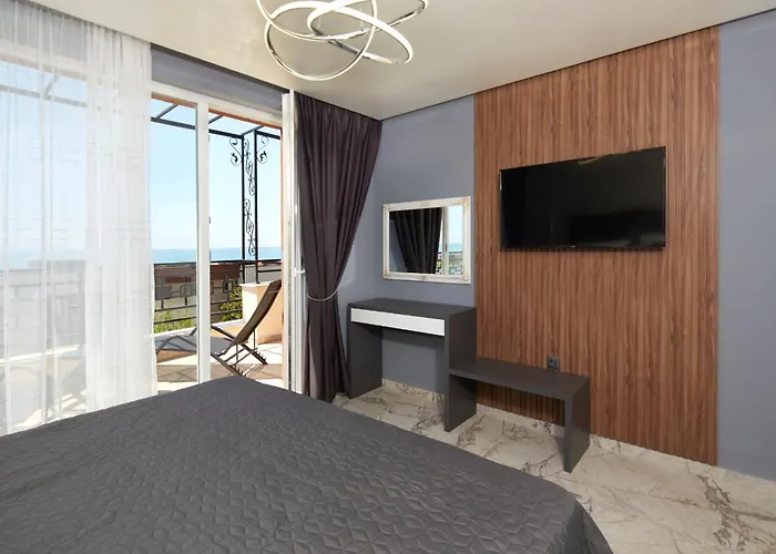 Niko's Deluxe Nesebar